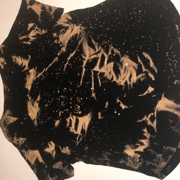 Custom hand dyed reverse tie dye tee - Picture 2 of 6